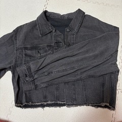 GU デニムジャケットの画像