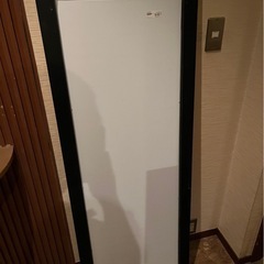 IKEA 鏡の画像