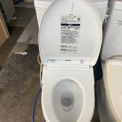 ウォシュレットトイレ 　TOTO便座　セットの画像