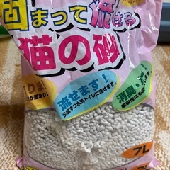 猫のトイレ・爪みがき・猫砂などの画像