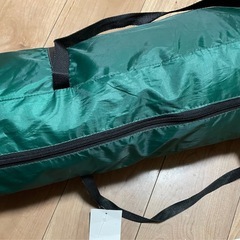 テントアウトドアの画像