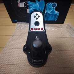 Logitech G27 ハンコンの画像