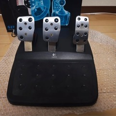 Logitech G27 ハンコンの画像