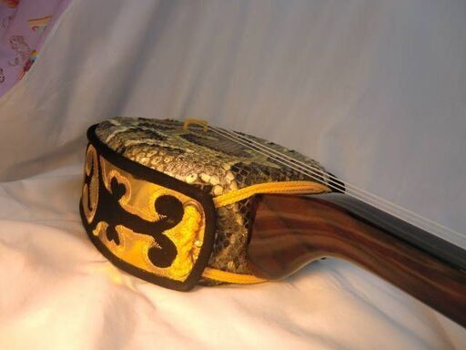 新品未使用 69.800円 盛嶋開鐘蛇皮チーガに縞黒檀棹セット