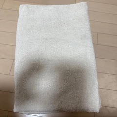 【中古】　無地　ベージュ　バスタオル　15枚セット　女性専用アロマエステ　業務用の画像
