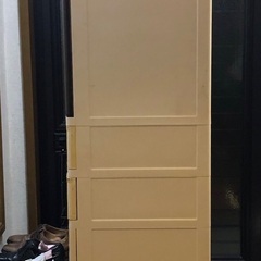 プラスチック収納 戸棚の画像