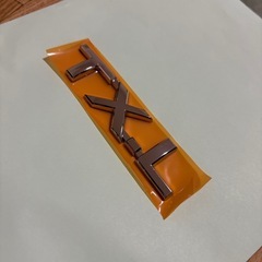 ランドクルーザープラド　TX-Lパッケージ用　エンブレムの画像
