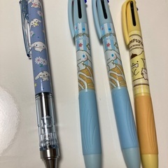 美品　サンリオ　シナモン　水筒カバー　ポムポムプリン　　他　ポーチ、ショルダーケース、筆記用具、シール　等の画像