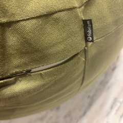 【難あり】体にフィットするソファ　x Fabrizm クッションカバーの画像