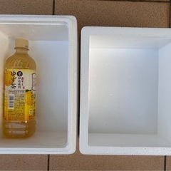 コンパクト　発泡スチロール　合計４つ　差し上げますの画像