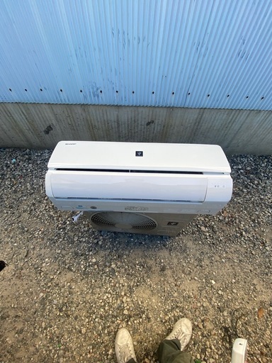 シャープ　ルームエアコン　美品　
2021モデル