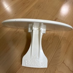 テーブル付き　バンボチェアーの画像