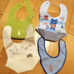 離乳食エプロン　お食事エプロン　スタイ　4枚セットの画像