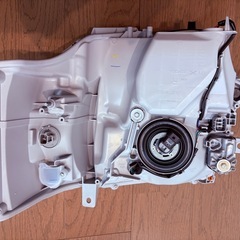 ハイエース200系ヘッドライトの画像