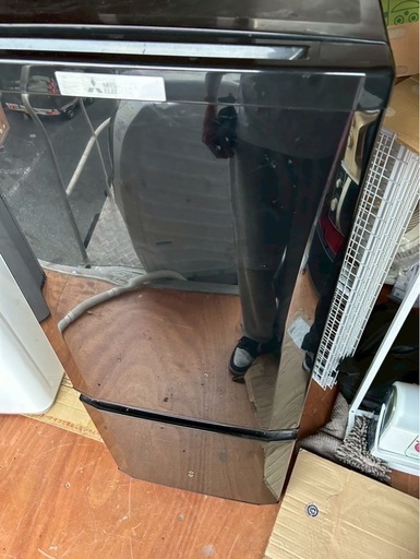 ゴールド様お譲り予定【運搬費込み】三菱ノンフロン冷凍冷蔵庫146L2017年製