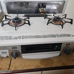 炊飯器、ガスコンロの画像