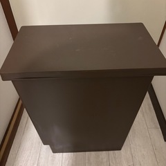 ゴミ箱の画像