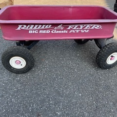 ラジオフライヤー　カート　
radio flyer の画像