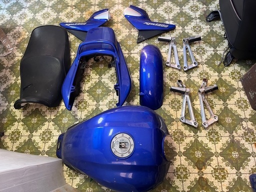 最終値下げ　XJR1200外装