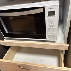 10ヶ月前に購入した食器棚の画像