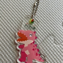アンダの森 山形天童店 オリジナル 非売品 恐竜 アクリルキーホルダー  2個 の画像