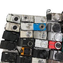 118011 現状品 デジタルカメラ RICOH、Panasonic、casioなど 50点まとめ売り [1000027775836]の画像