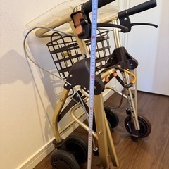 折りたたみ式
室内用歩行器の画像