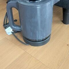 タイガー　電気ケトル　1.0L  TIGERの画像