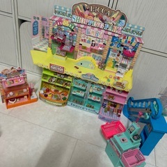 リカちゃんおかいものパーク、リカちゃん病院、リカちゃんBBQの3点セットの画像