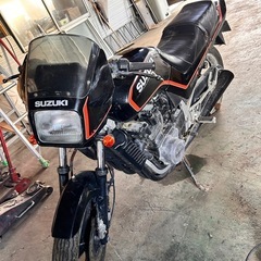 札幌の工場に到着！！希少ヨシムラカラー！！早い物勝ち！、スズキGSX400FW!レストア＆整備終了！！予約受付ます！！の画像