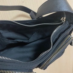 ショルダーバッグの画像