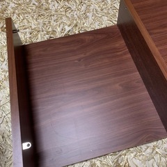 木製テーブル（ガラス冊子部分欠品）の画像