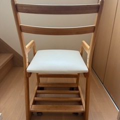 キッズチェアの画像