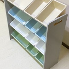 おもちゃ収納の画像