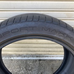 DUNLOP SPORTMAX RT 245/40r/18 タイヤ４本セットの画像