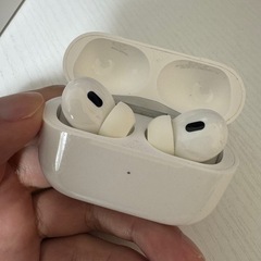 AirPodsPro2 MQD83J/A Applewatch8 A2773の画像