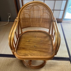 引き取りに来れる方　回転椅子譲りますの画像