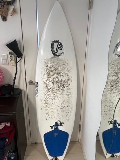 プレセボサーフボード　フィン付き