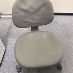 事務椅子　オフィスチェア　同じ椅子合計2個あります。の画像