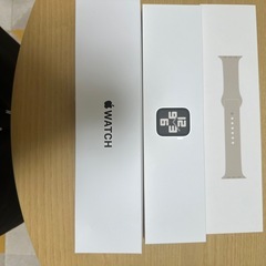 Apple Watch SE (GPS) 2世代40mm スターライトの画像