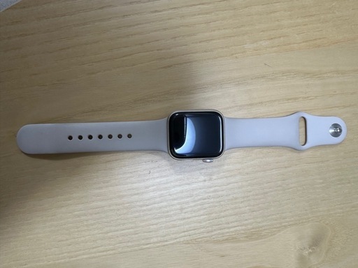 9月中お値下げ！Apple Watch SE (GPS) 2世代40mm スターライト