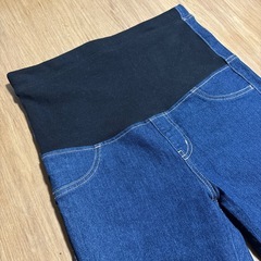 マタニティ デニムの画像