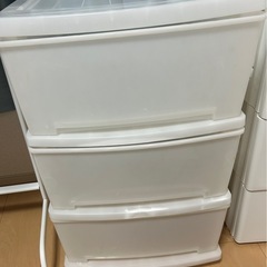 衣装ケース