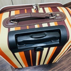 旅行用　キャリーバッグ　スーツケース　22Lの画像