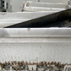 【ジャンク品】プランター7個セット
の画像