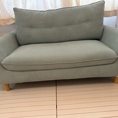 二人掛けソファの画像