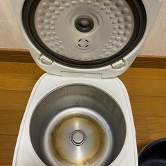 2021年製🌾ヤマダ YAMADASELECT 炊飯器YECM10G1 5合炊き マイコン式(0903c)の画像