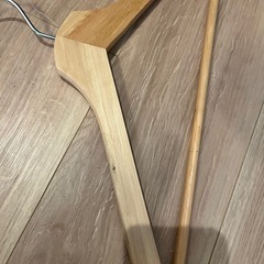 　IKEA BUMERANG 木製ハンガー　19本の画像