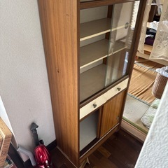 ヴィンテージ収納タンスの画像