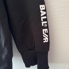 BALLトレーナーの画像